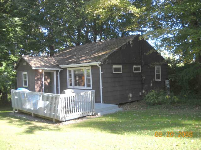 Building photograph for 237 PUMPKIN HILL RD